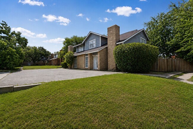 Building Photo - 6710 Windsor Hollow Dr