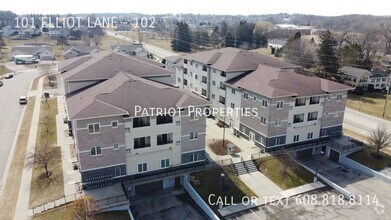 Building Photo - 101 Elliott Ln