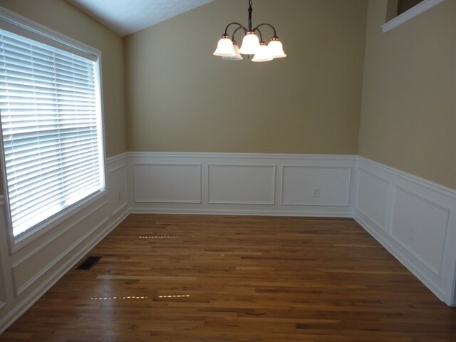 Foto del edificio - 3257 Tuggle Ives Dr