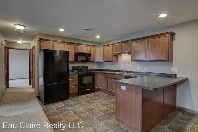 Building Photo - 1252 Parkland Dr
