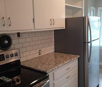 Foto del edificio - 215 E 21st St