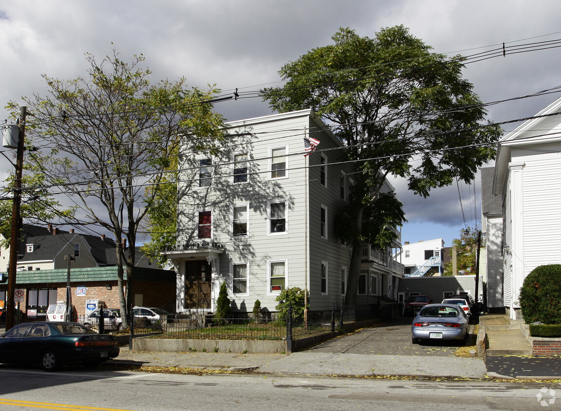 Building Photo - 102 Bridge St