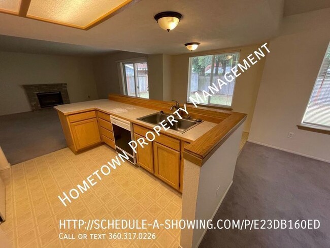 Building Photo - 3 Bedroom Rambler in Lacey - Available NOW!