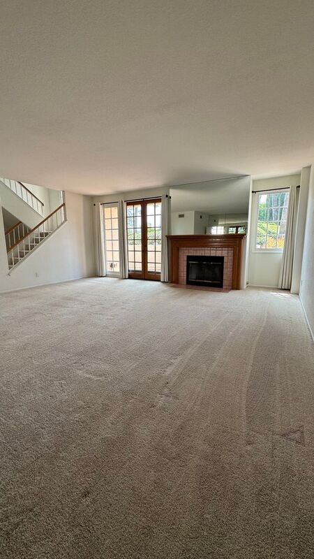 Building Photo - 452 E Bougainvillea Ln