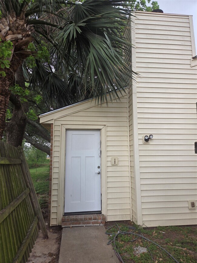 Foto del edificio - 7712 Challie Ln