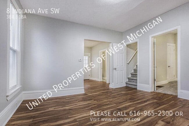 Building Photo - Available Now | Beautiful 3 Bed 1 Bath Sin...