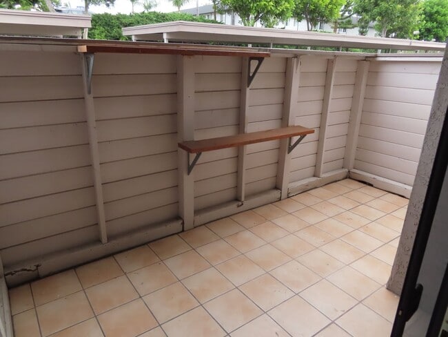 Building Photo - Renovated Two Bedroom Condo in Serra Mesa