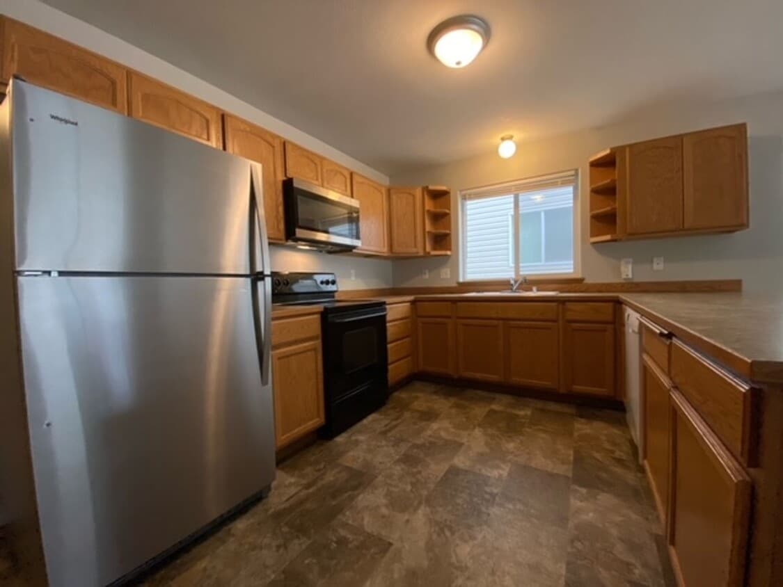 Primary Photo - 1626-1626 E 7th Ave