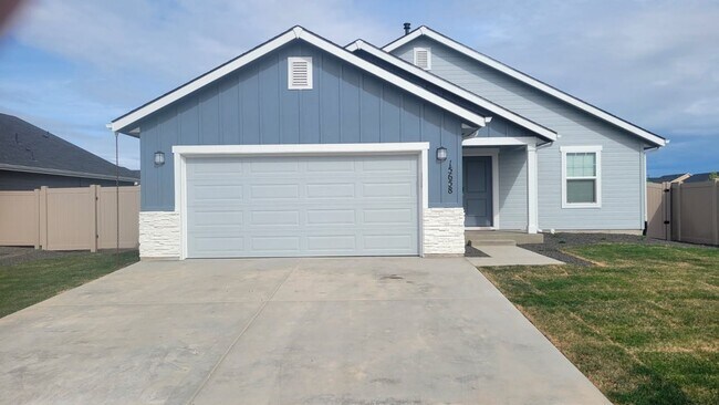 Foto del edificio - Half Off First Months Rent!- Unfurnished H...