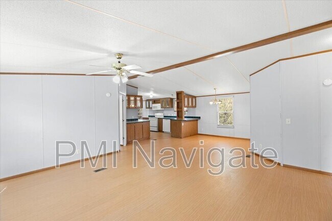 Foto del edificio - 328 Loving Path