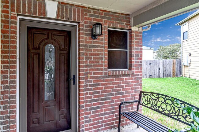 Foto del edificio - 7759 Muley Ln