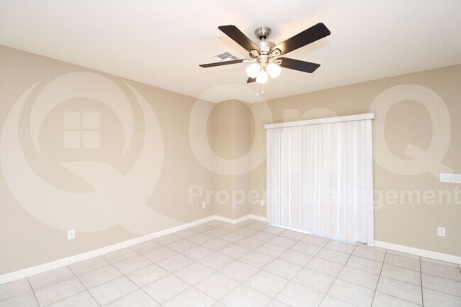 Foto del edificio - 2150 W Alameda Rd