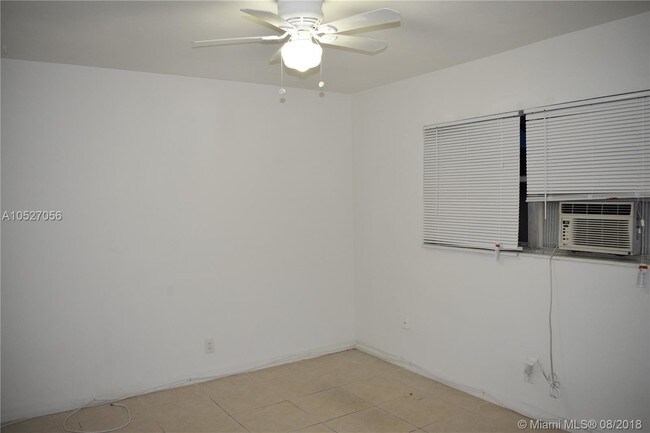 Foto del edificio - 55 SW 13th St