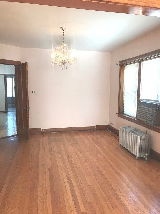 Foto del edificio - 5024 W Henderson St