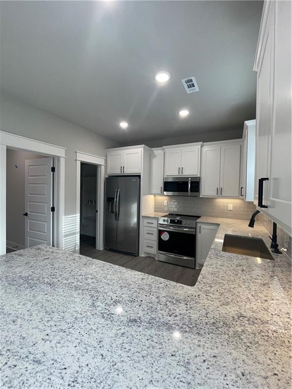 Foto del edificio - 1 Selborne Ln