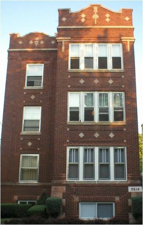 Primary Photo - 3614 N Greenview Ave