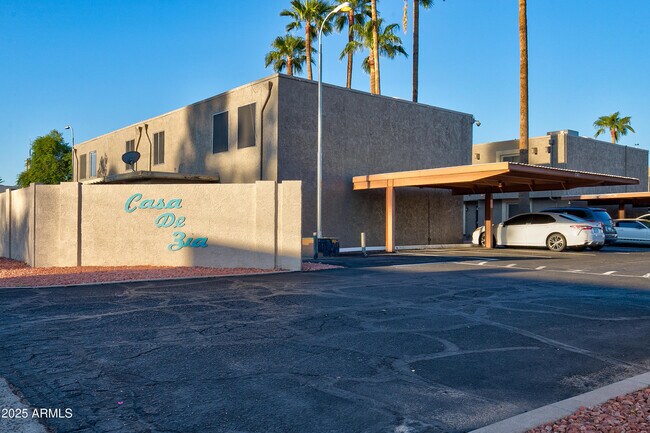 Foto del edificio - 6138 W Townley Ave