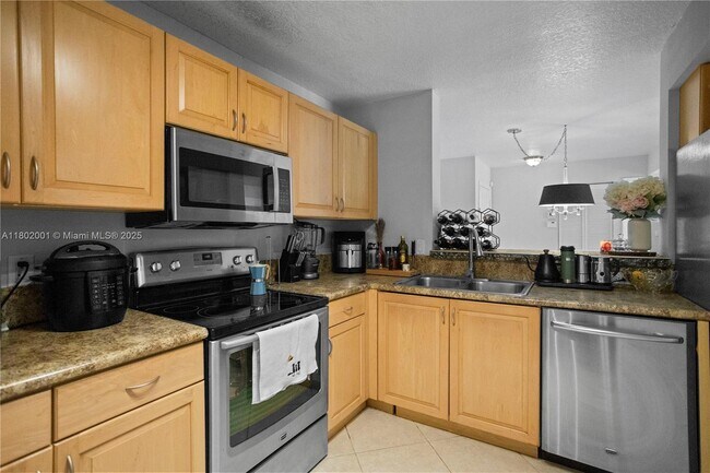 Foto del edificio - 619 E Sheridan St