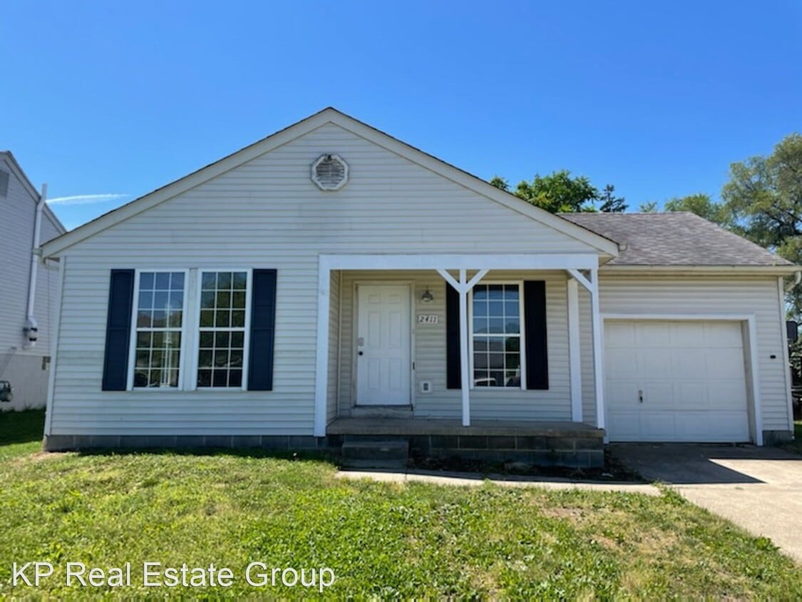 3 br, 2 bath House 2411 Bridlewood Blvd House for Rent in Obetz, OH