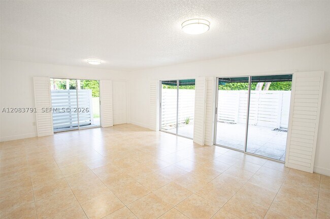 Foto del edificio - 14378 SW 96th Terrace
