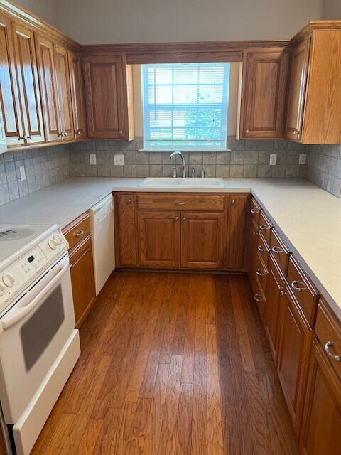 Foto del edificio - 4104 Hunter Way