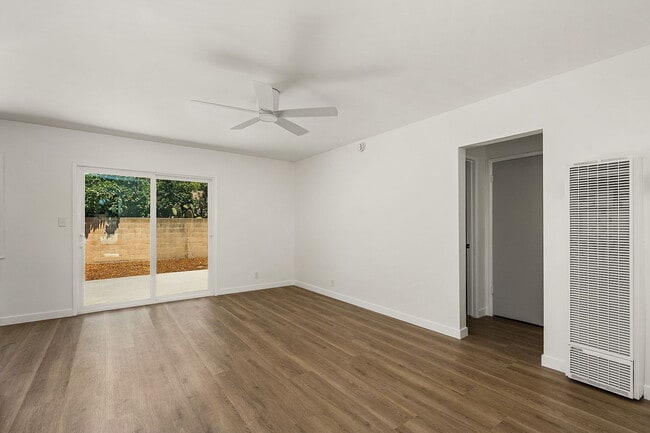 Photo - "Charming 3-Bedroom Haven in the Heart of Santa Ana – Your Perfect Retreat Awaits!" Apartment