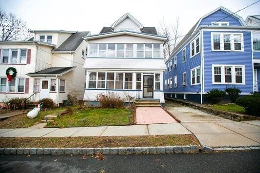 Primary Photo - 4 Glennon Pl