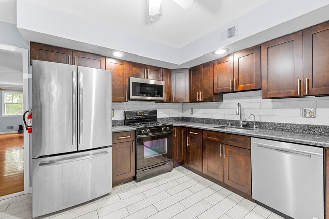 Photo - 62 Brookstone Cir Townhome