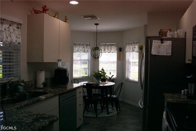 Building Photo - 2641 Palo Duro Blvd