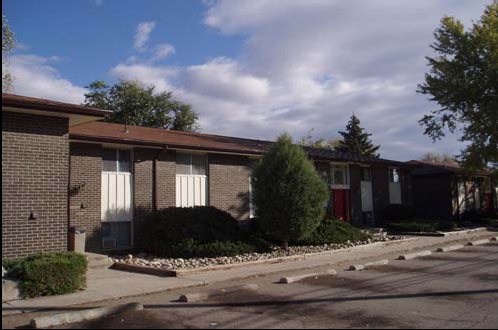 Building Photo - Twin Peaks Apartments