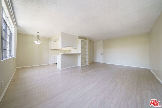 Foto del edificio - 456 S Harvard Blvd