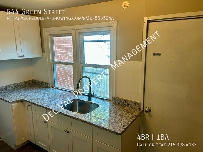 Building Photo - 544 Green St