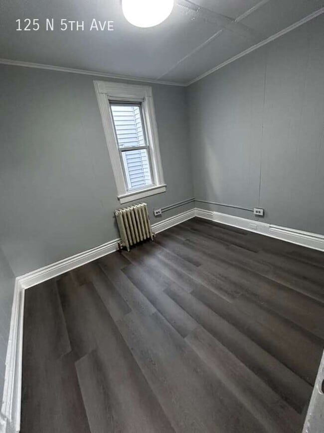 Photo - 125 N 5th Ave Apartment