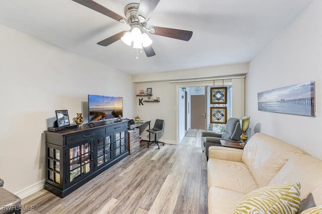 Building Photo - 402 Bristle Cone Ln