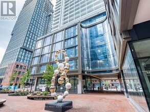 Building Photo - 88 Queen St E