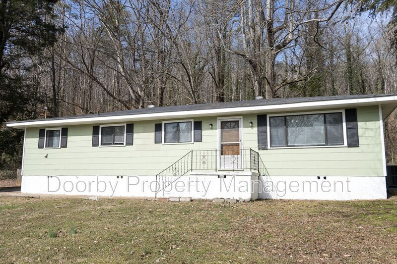 Primary Photo - 216 Graves Rd