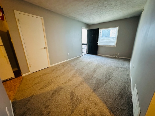 Foto del edificio - 1392 Summit St