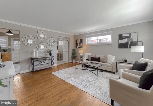Building Photo - 13519 Grenoble Dr