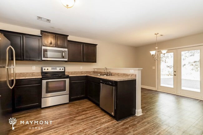 Foto del edificio - 181 Colony Park Ln