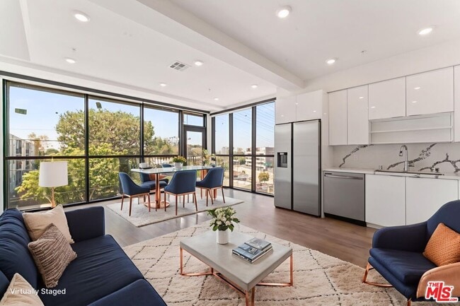 Foto del edificio - 3105 Bellevue Ave