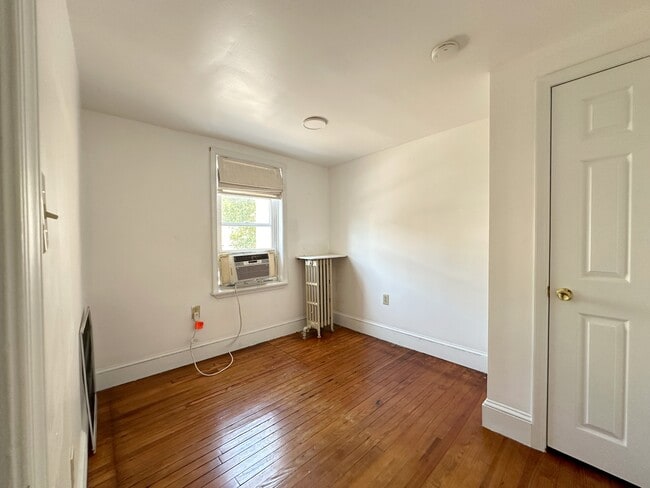 Photo - 1232 N Hancock St House