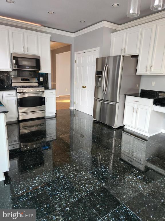 Foto del edificio - 3815 Carlyle Ct