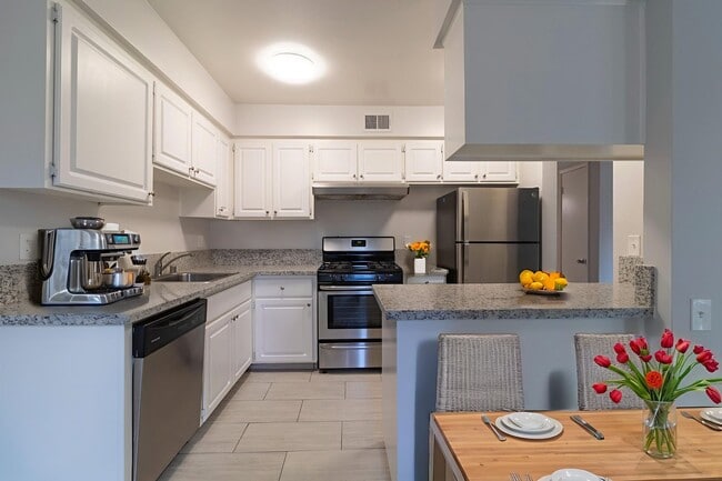 Interior Photo - Riverside Gardens
