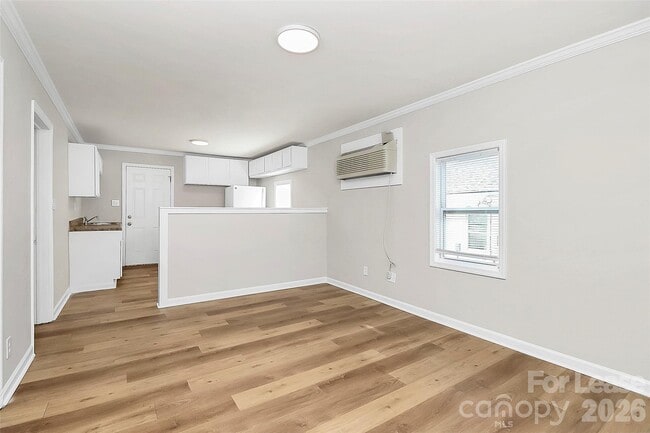 Foto del edificio - 2510 Hemphill St