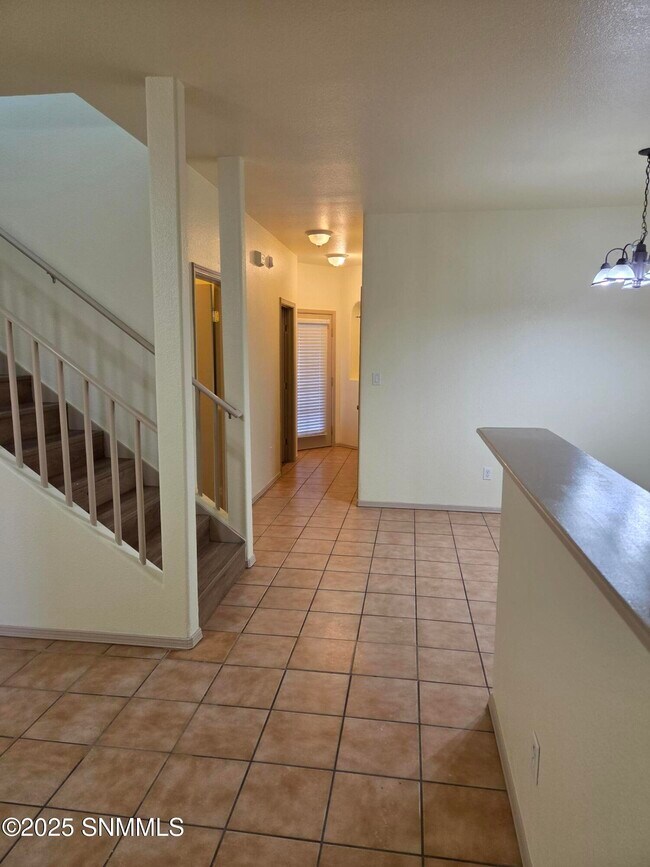 Foto del edificio - 3235 Eagle Ridge Dr