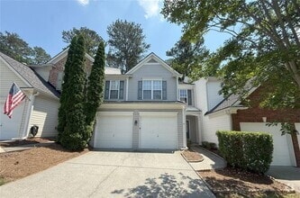 Building Photo - 154 Regent Pl