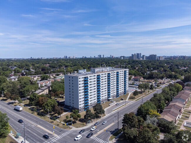 Aerial Photo - Finch Birchmount