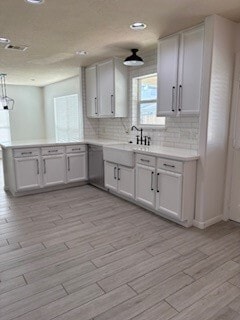 Building Photo - 15807 Little Miss Creek Dr