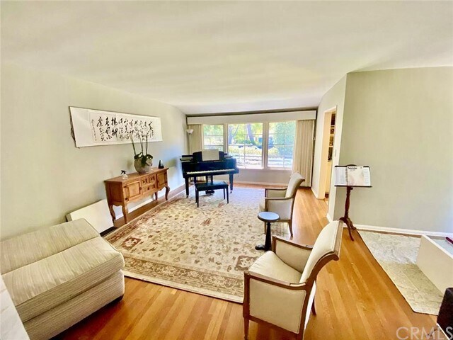 Foto principal - 26856 Eastvale Rd