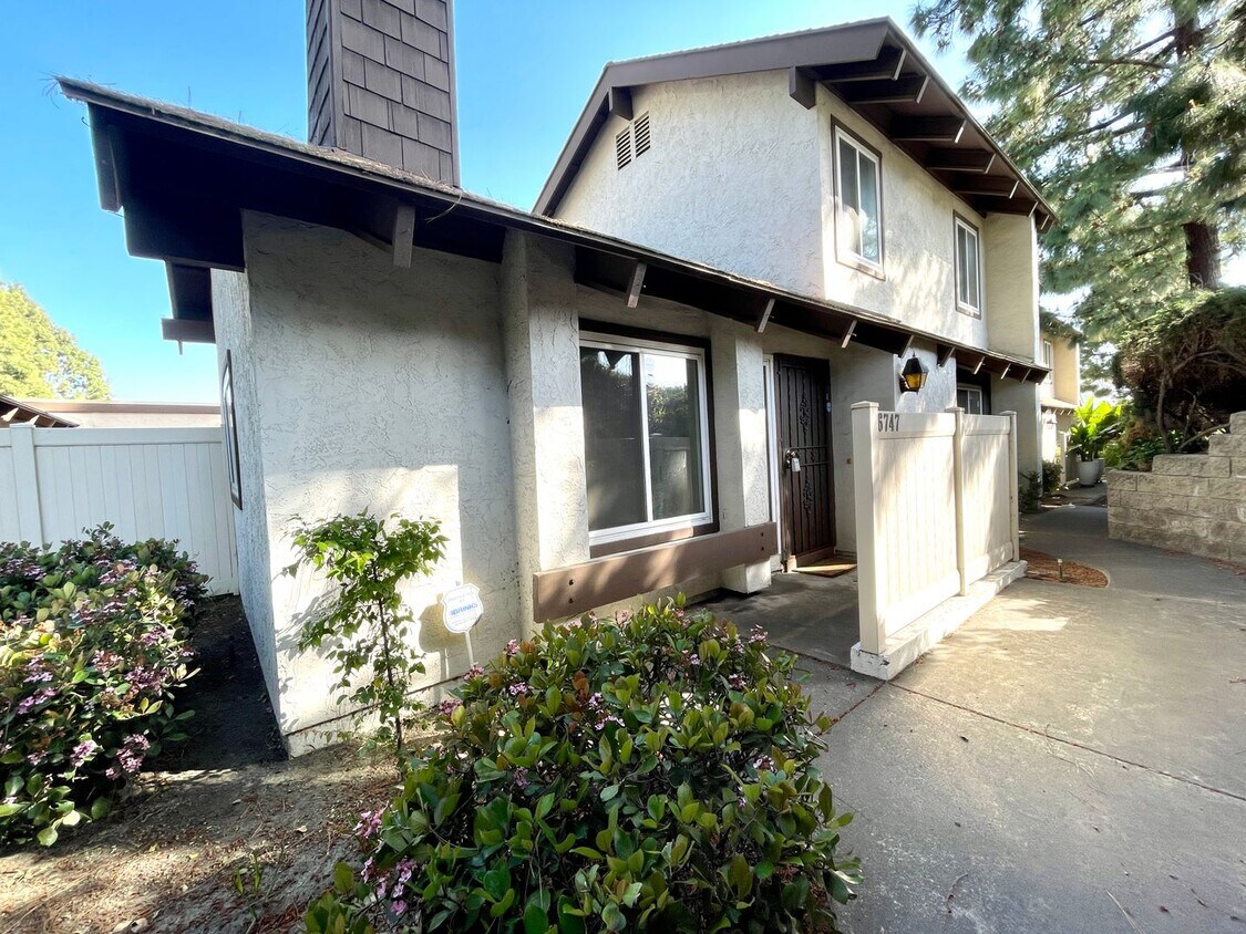 Primary Photo - Large 3B/2BA Home in Chula Vista w/ Parkin...
